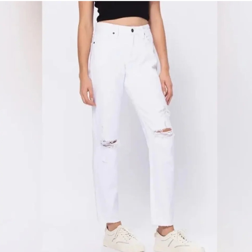 Hidden Jeans